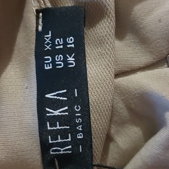 Refka 2 Piece Beige Polo Neck Tracksuit Size 12 - Picture 6 of 7